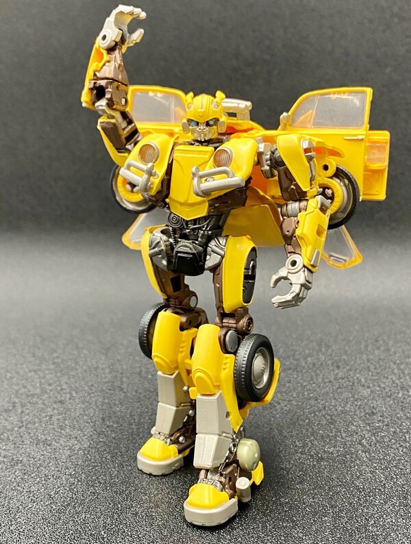 Takara Transformers Premium Finish SS 01 Bumblebee Official In Hand Image  (1 of 4)